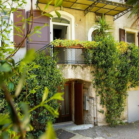 Casa Alla Grotta - Happy Rentals アルコ エクステリア 写真